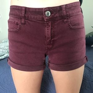 American Eagle burgundy shorts
